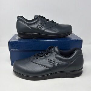 SAS Free Time Womens 9M Navy Leather Walking Shoes USA STORE MODEL